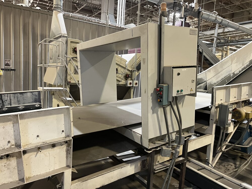 2_processed_by_imagy2025-09-02 21-48-18.jpg